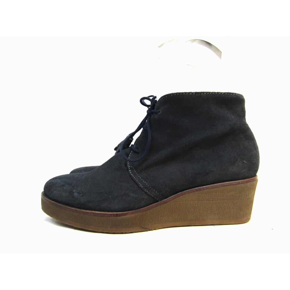 Eric Michael Womens Sz 39 EUR Blue Suede Lac Up Ankle Fashion Booties